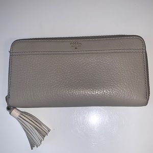 FOSSIL wallet
